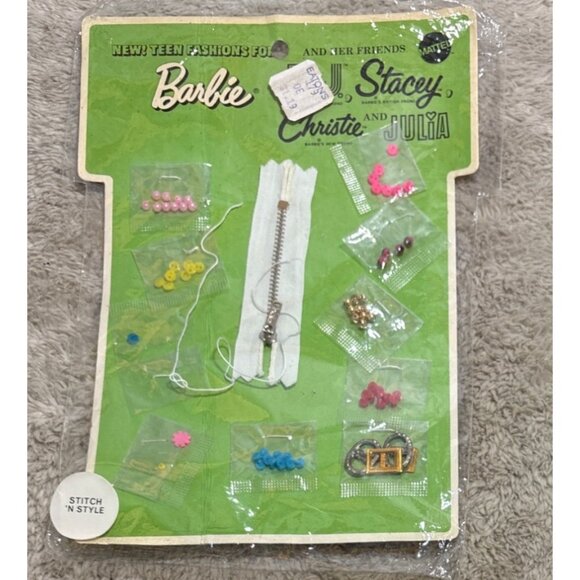 Barbie Vintage Stitch N Style Sewing Kit - Picture 9 of 9